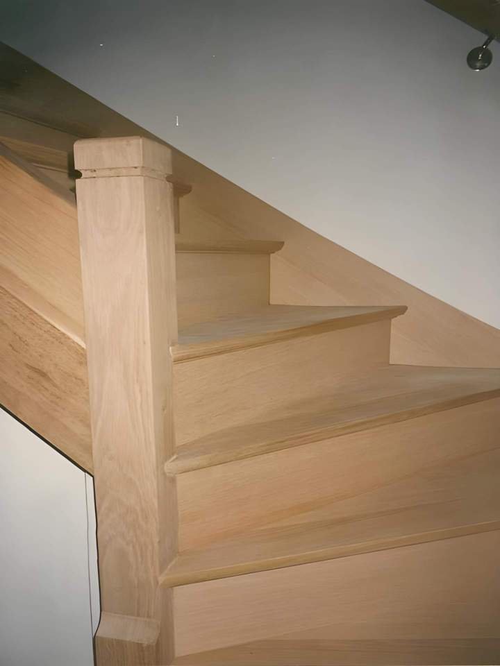 Escalier bois Sens