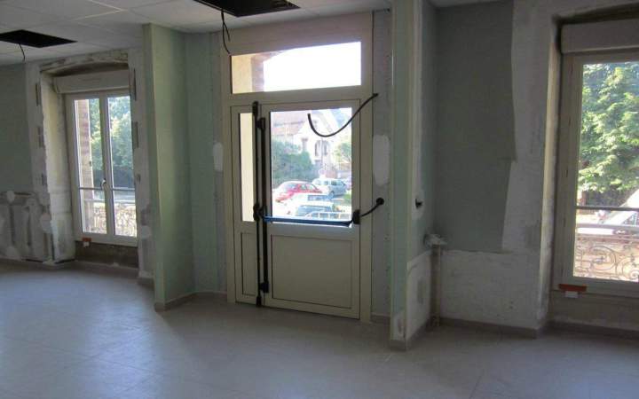 Intérieur maison en construction Sens